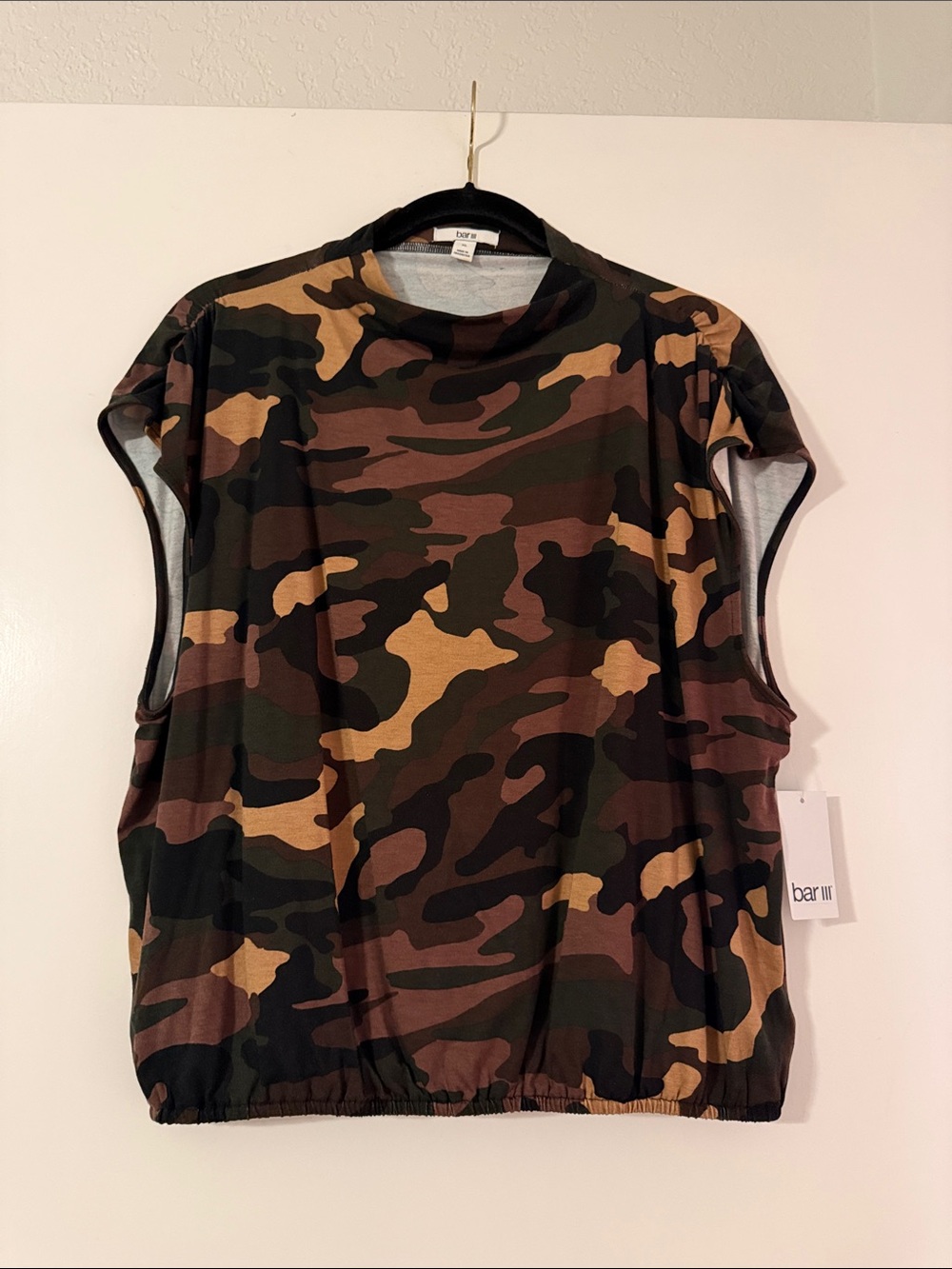 Bar III BNWT Camouflage Shell Tank in Green and Brown Size XL